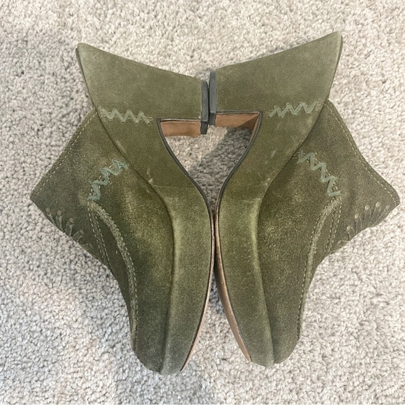 Frye Suede Clog Womens Green Sz 6 Ingrid Apron Leather Block High Heel Slip On - Picture 8 of 10